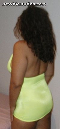 Slightly blurry back view of my yellow dress