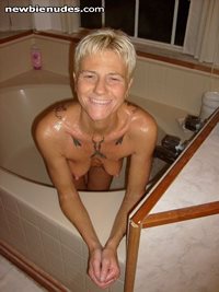 Just having fun in my tub..Wanna join me! love to have ya..xoxoxo....
