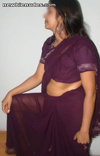 A pic of her thighs from her saree...  She had a lovely body draped in that...